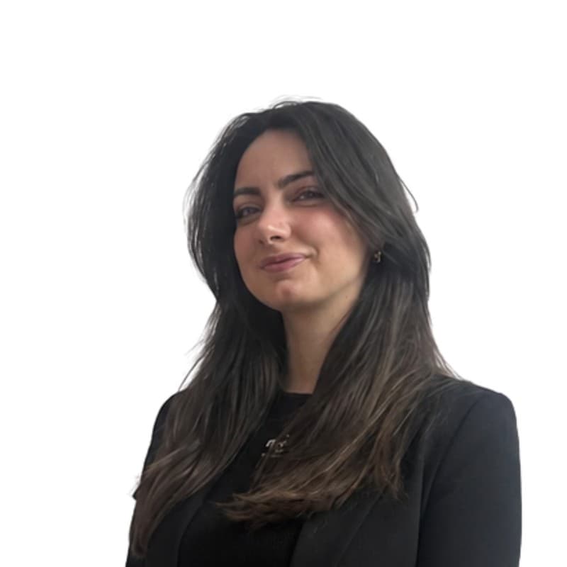 Özge Aykut portresi